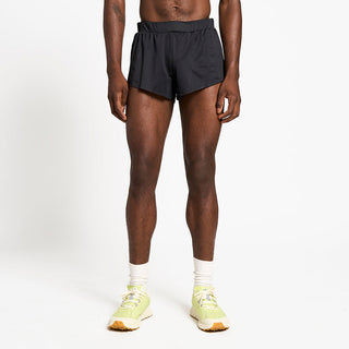 Model_Text: model is 6'0" and wears a medium