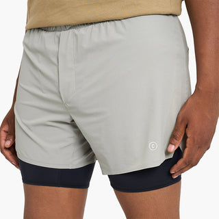 Model_Text: model is 6'1" and wears a medium