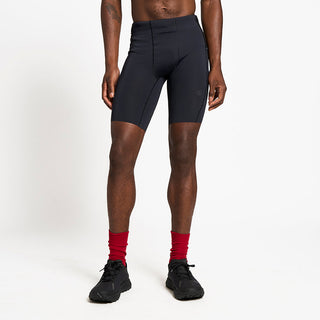 Model_Text: model is 6'0" and wears a medium