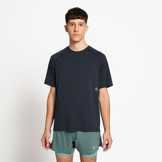 Model_Text: model is 5'7" and wears a medium