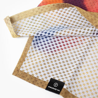 carbon yarns fabric details of the inside of the ciele athletics lightweight, race ready and performance driven singlet named RDSinglet in sphinx color