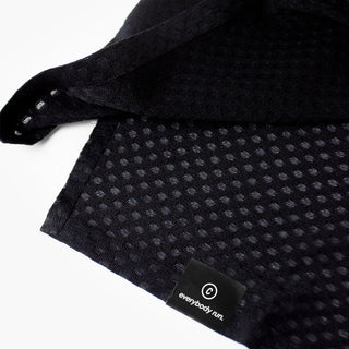 carbon yarns fabric details of the ciele athletics lightweight, race ready and performance driven singlet named RDSinglet in shadowsphinx color
