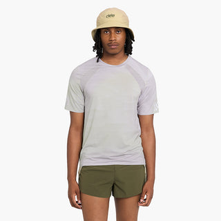 Model_Text: model is 6'1" and wears a medium