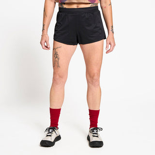 Model_Text: model is 5'6" and wears a small