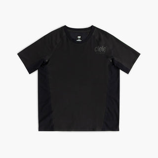front view of the ciele athletics lightweight, race ready and performance driven T-Shirt for womens named RCDTShirt in shadowsphinx color