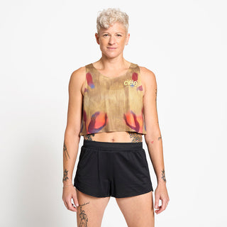 Model_Text: model is 5'6" and wears a small