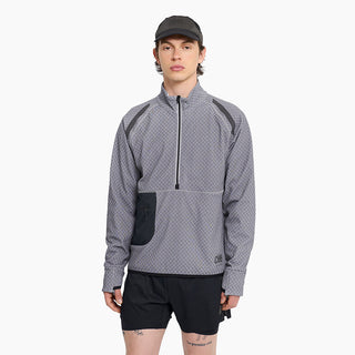 Model_Text: model is 5'8" and wears a medium