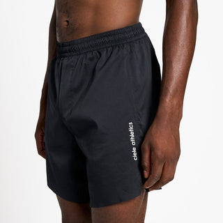 close front view of ciele athletics TRNShort 7 inch linerless short in shadowcast color on a model