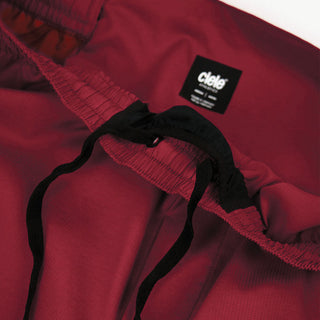 close view of the waistband of the ciele athletics TRNShort 7 inch linerless short in merlot color