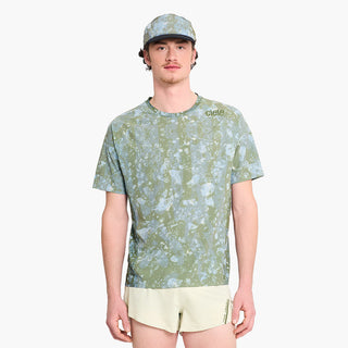 Model_Text: model is 6'2" and wears a medium