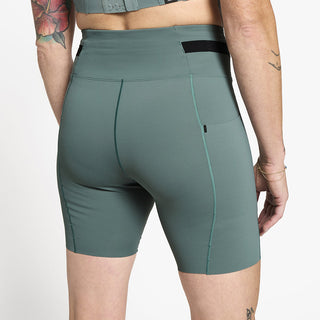 side view of ciele athletics FSTTight short running short in silver pine on a model