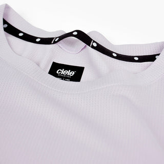 close view of the quick dry loop on the ciele athletics FSTTShirt lightweight and performance driven T-Shirt in misty lilac